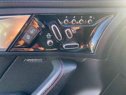 Used 2017 Jaguar F-TYPE Coupe image 20