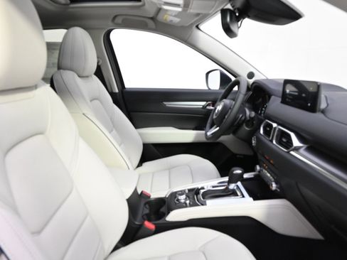 New 2025 MAZDA CX-5 AWD 2.5 S w/ Premium Plus Pkg image 16