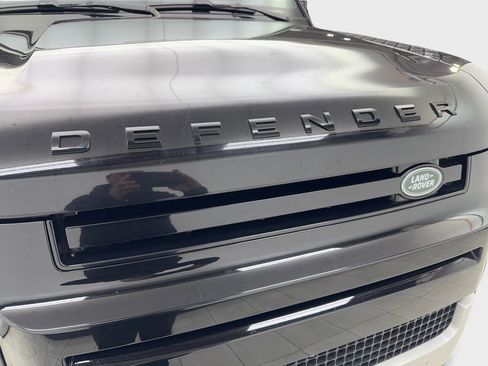 Used 2025 Land Rover Defender 110 S AWD/4WD image 24