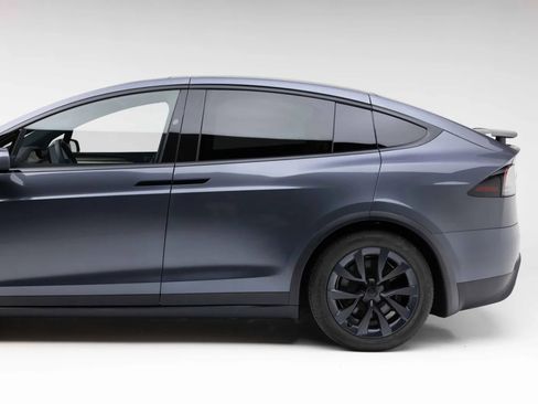 Used 2023 Tesla Model X AWD/4WD image 19