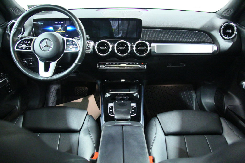 Used 2020 Mercedes-Benz GLB 250 4MATIC image 5