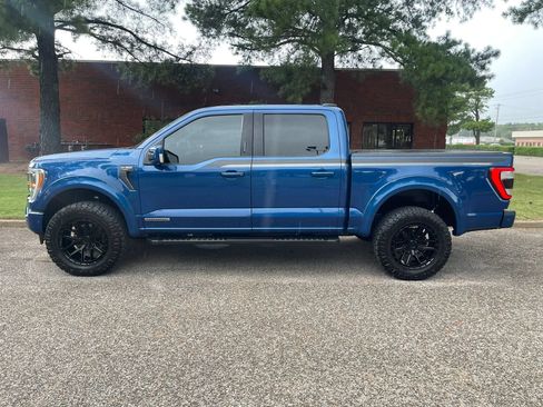 Used 2022 Ford F150 Lariat w/ Equipment Group 502A High AWD/4WD image 2