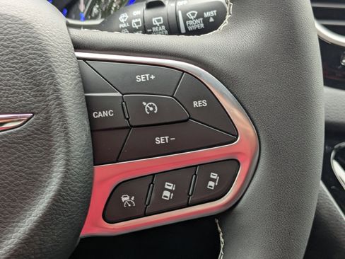New 2026 Chrysler Voyager LX FWD image 25