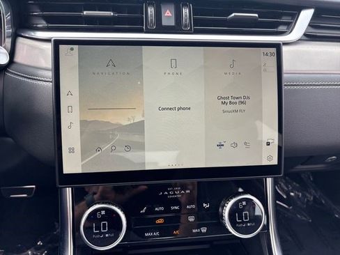 New 2024 Jaguar XF R-Dynamic SE image 24