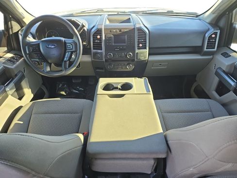 Used 2018 Ford F150 XLT w/ XTR Package image 11