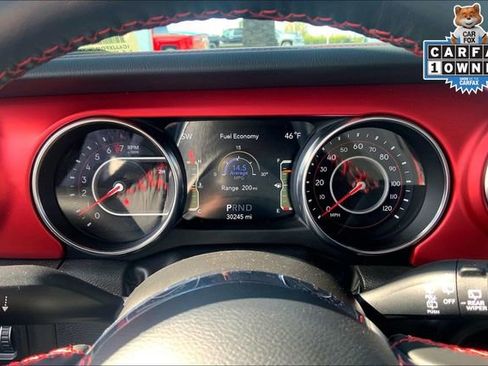 Used 2021 Jeep Wrangler Unlimited Rubicon w/ Xtreme Recon 35" Tire Package image 19