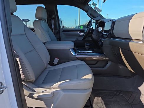 Used 2024 Chevrolet Silverado 1500 RST w/ Convenience Package II image 15