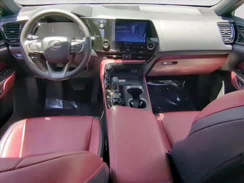 Used 2024 Lexus NX 250 FWD w/ Towing Package (2000 Lbs) image 17