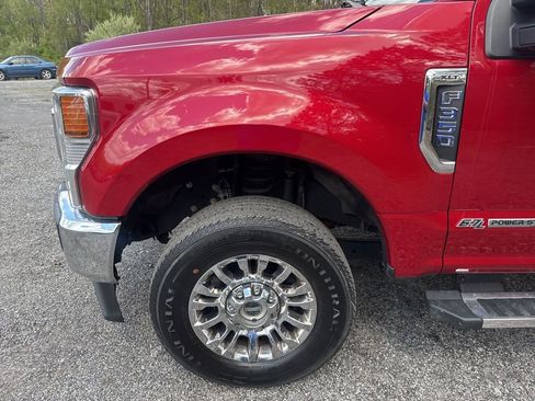 Used 2022 Ford F350 XLT w/ XLT Premium Package image 6