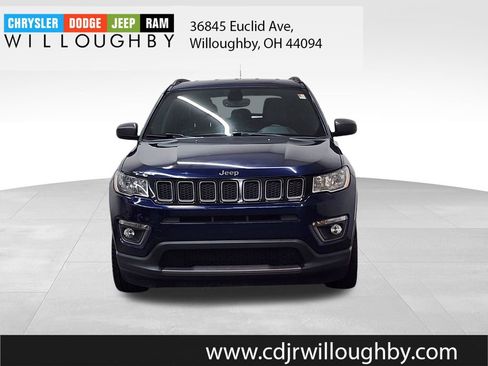 Used 2021 Jeep Compass Latitude FWD image 2