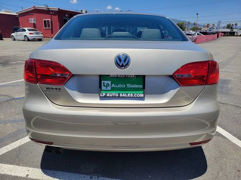 Used 2014 Volkswagen Jetta S FWD image 4