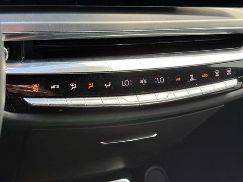 Certified 2024 Cadillac Lyriq Luxury AWD/4WD image 20