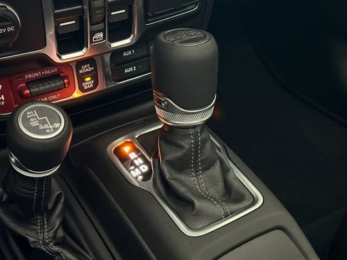 New 2025 Jeep Wrangler Unlimited Rubicon 392 image 18