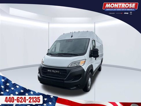 Used 2024 RAM ProMaster 3500 w/ Storage Group FWD image 1