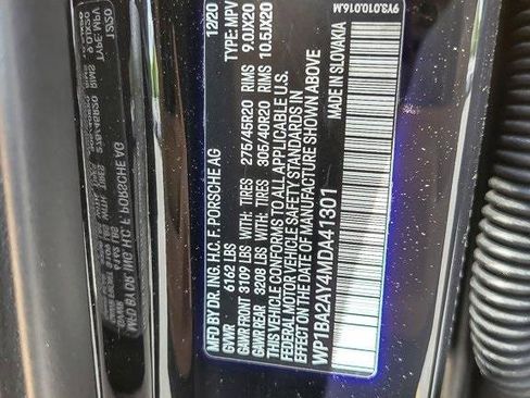 Used 2021 Porsche Cayenne Coupe image 27