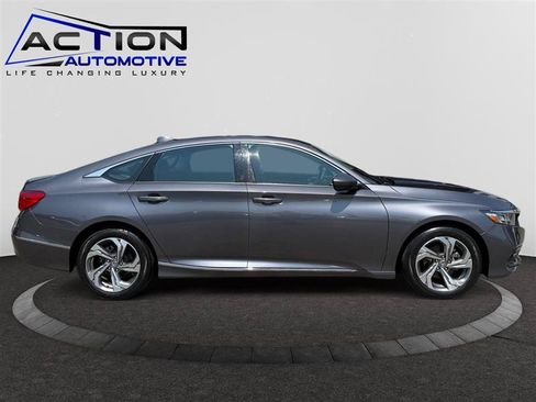 Used 2020 Honda Accord EX image 9