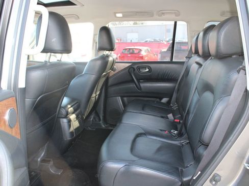 Used 2024 Nissan Armada SL image 19