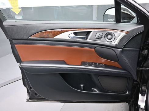 Used 2019 Lincoln MKZ Reserve image 9