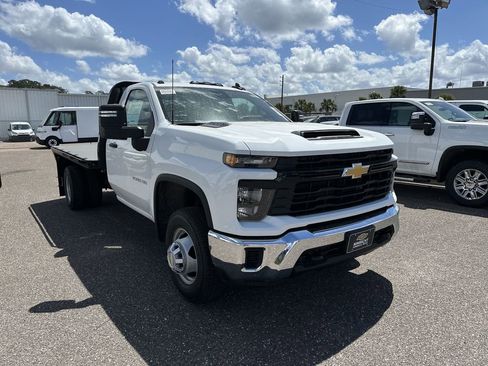 New 2026 Chevrolet Silverado 3500 W/T w/ WT Convenience Package RWD image 10