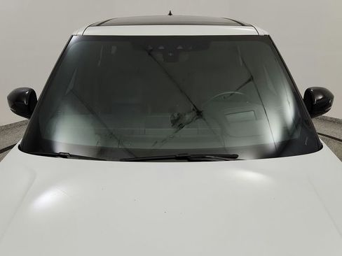 Used 2020 Land Rover Range Rover AWD/4WD image 13