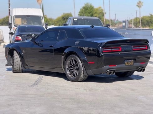 Used 2021 Dodge Challenger R/T Scat Pack RWD image 3