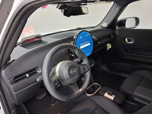 New 2026 MINI Cooper S image 2