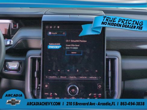 Used 2025 GMC Yukon Elevation AWD/4WD image 19
