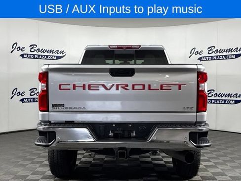 Used 2022 Chevrolet Silverado 2500 LTZ w/ LTZ Plus Package AWD/4WD image 8