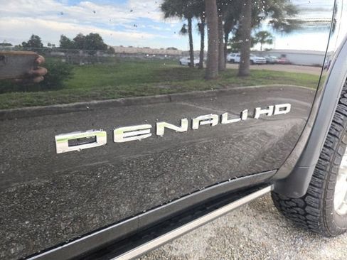 Used 2023 GMC Sierra 2500 Denali w/ Denali Ultimate Package AWD/4WD image 10