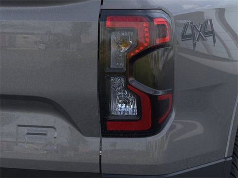 New 2025 Ford Ranger XLT w/ Equipment Group 301A High image 21