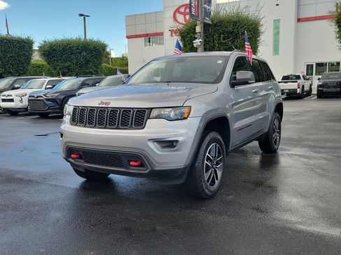 Used 2020 Jeep Grand Cherokee Trailhawk AWD/4WD image 5