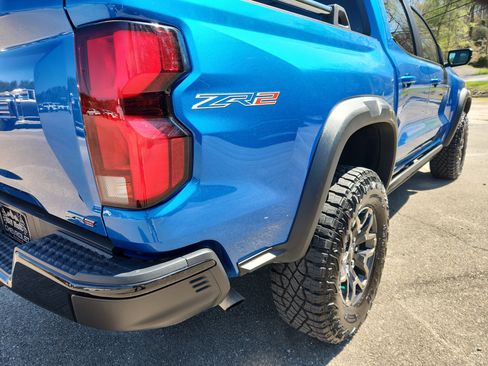 Used 2024 Chevrolet Colorado ZR2 image 48