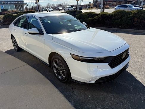 New 2025 Honda Accord EX-L image 3