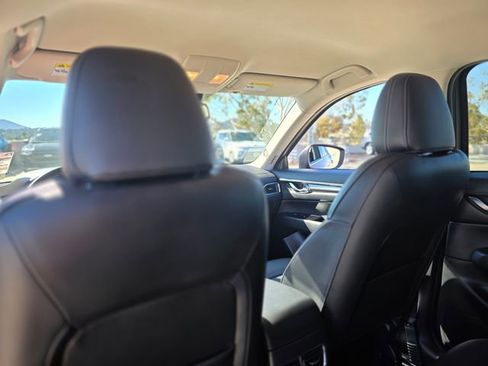 Certified 2025 MAZDA CX-5 AWD 2.5 S w/ Preferred Package image 18