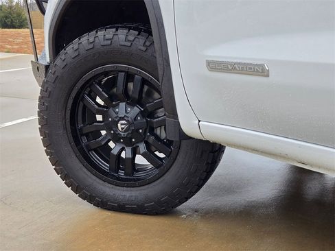 Used 2022 GMC Sierra 1500 Elevation image 31
