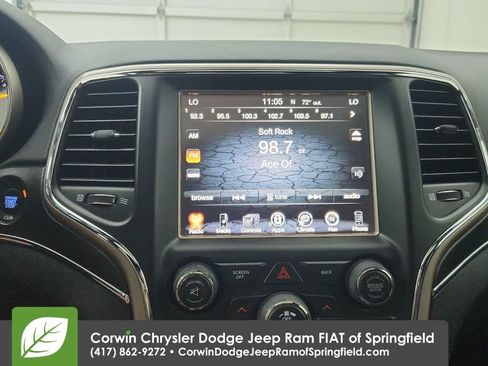 Used 2017 Jeep Grand Cherokee Limited AWD/4WD image 23