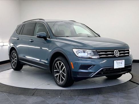 Used 2021 Volkswagen Tiguan SE w/ Panoramic Sunroof Package AWD/4WD image 1