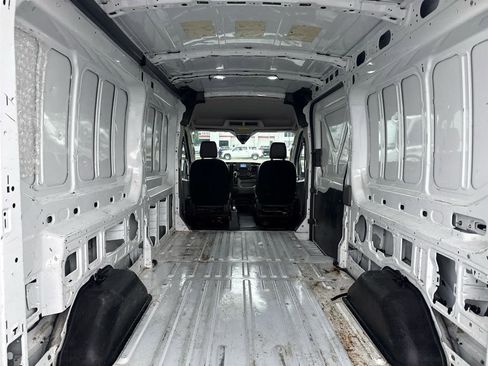 Used 2020 Ford Transit 250 Medium Roof RWD image 19