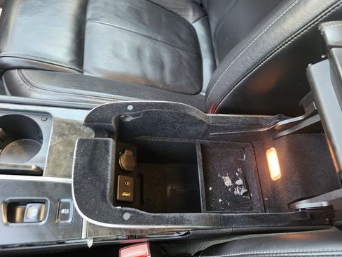 Used 2014 Buick LaCrosse Leather w/ Driver Confidence Package AWD/4WD image 23