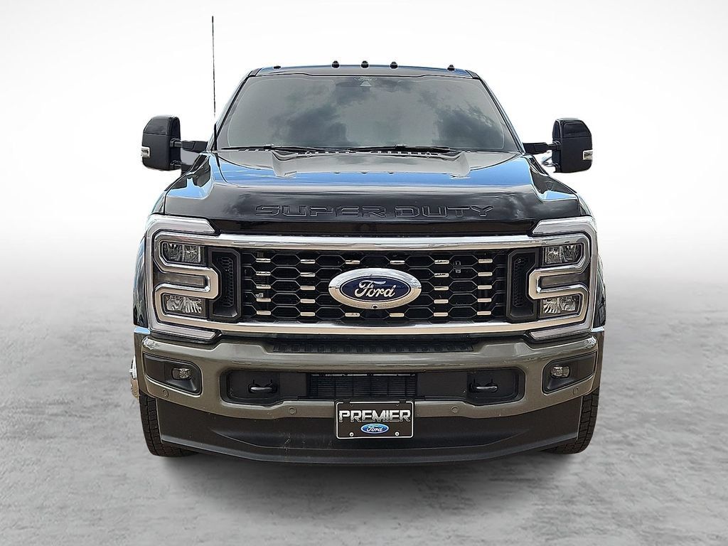 Used 2026 Ford F450 King Ranch w/ FX4 Off-Road Package AWD/4WD image 3