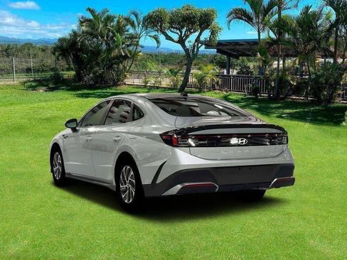 New 2026 Hyundai Sonata Blue FWD image 5