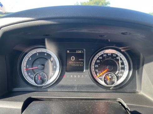 Used 2015 RAM 2500 Tradesman w/ Chrome Appearance Group AWD/4WD image 13