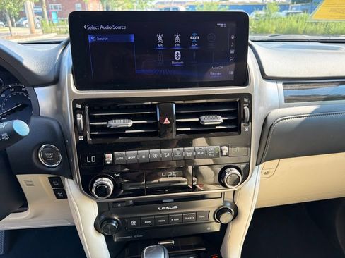 Used 2023 Lexus GX 460 Premium w/ Premium Package AWD/4WD image 21