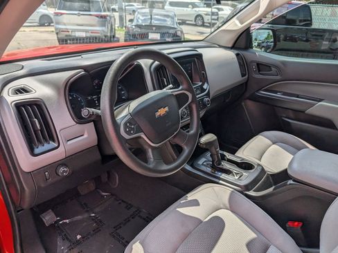 Used 2020 Chevrolet Colorado W/T w/ WT Convenience Package image 12