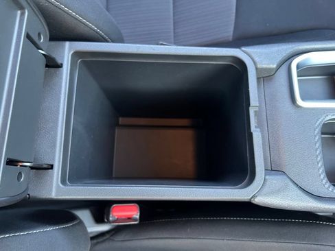 Used 2022 Nissan Sentra SV FWD image 22