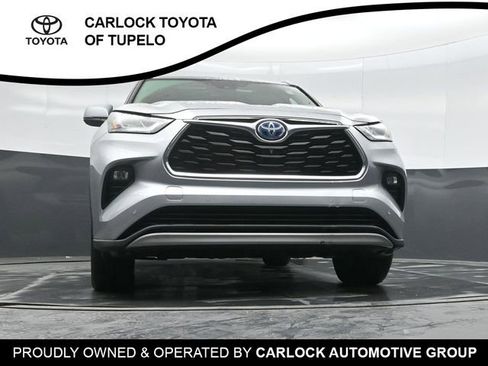 Used 2023 Toyota Highlander Platinum image 46