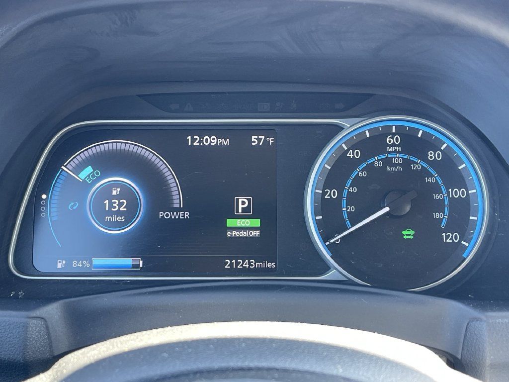 Used 2025 Nissan Leaf S FWD image 28