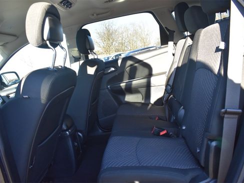 Used 2020 Dodge Journey SE w/ SE Popular Equipment Group image 20