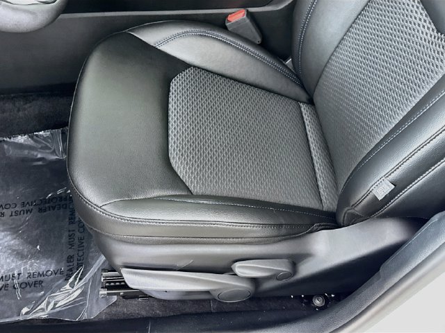 New 2026 Jeep Compass Latitude AWD/4WD image 18
