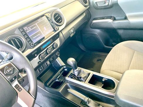 Used 2023 Toyota Tacoma SR5 RWD image 37